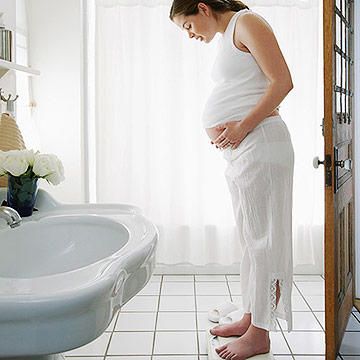 Is It Normal If Water Breaks Before Contractions Start?